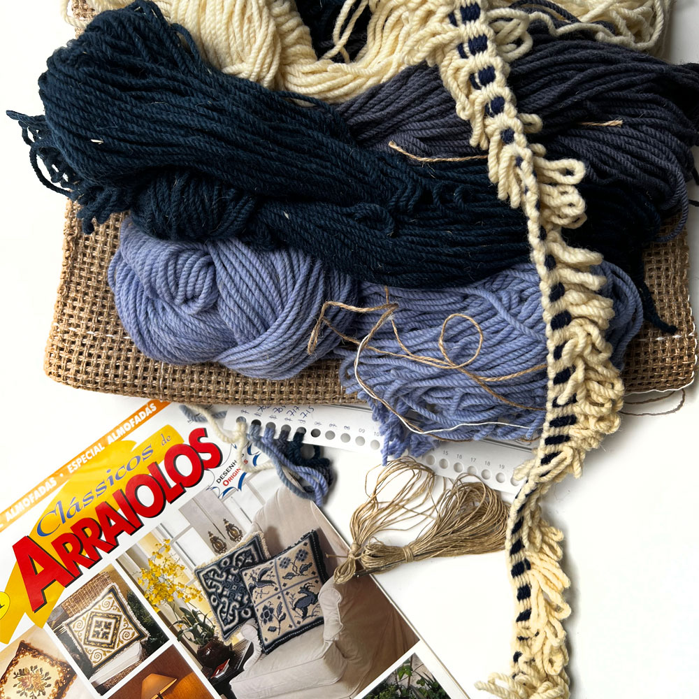 Rosarios4 - Arraiolos Tapestry Kit No.61